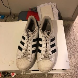 Adidas Shell toe superstars